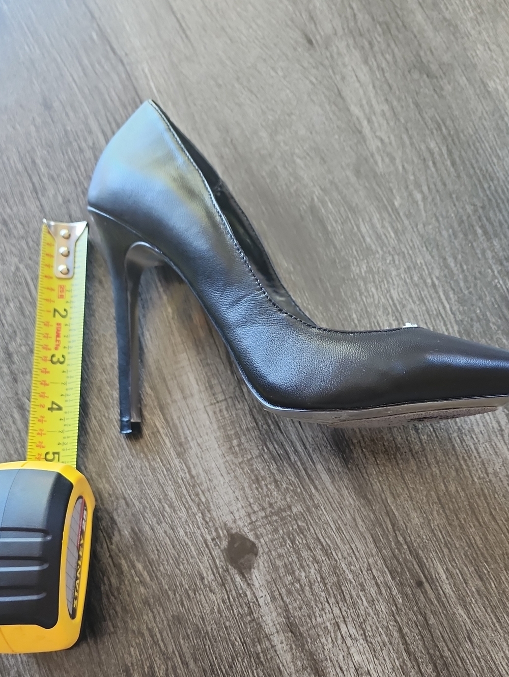 BEBE Sarah Black Pointed-Toe Stiletto Heels Size 8 EUC - Picture 12 of 12